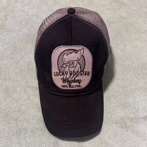 Lucky Rooster Whiskey Black Cap